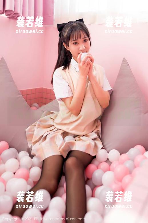 Feilin嗲囡囡-樱桃小犊子 Feilin嗲囡囡 - 樱桃小犊子的职业装写真,高清线条就像她的兼职灵感一样流畅!