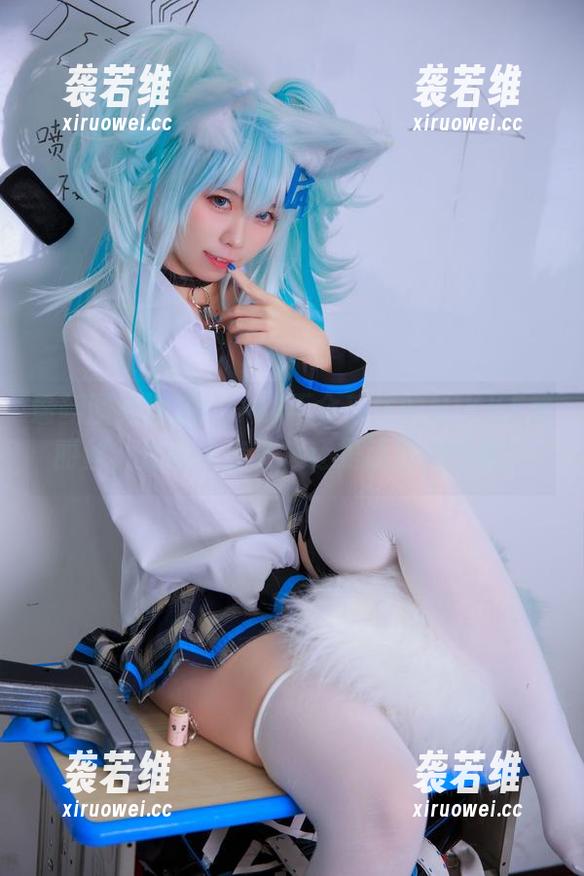 G44不会受伤 最新图集速递:G44不会受伤的NIKKE爱丽丝,是该叫你女神还是动漫角色呢?