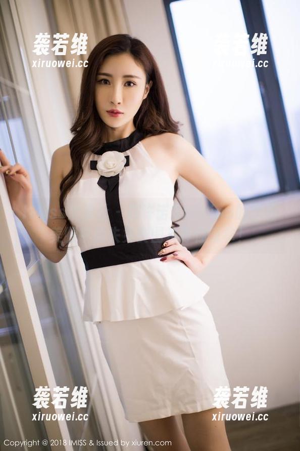 IMiss爱蜜社 - 在许诺Sabrina的黑丝美腿中迷失免费图片等你来拿！