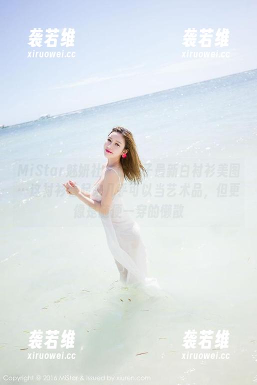 MiStar魅妍社-萌奈子 MiStar魅妍社 - 萌奈子最新白衬衫美图…这衬衫看起来几乎可以当艺术品,但更像是随便一穿的懒散