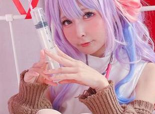 SayoMomo的职业装写真，谁说上班就不能有点自己的风格呢？