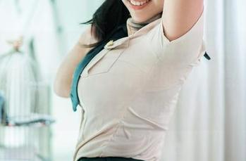 TuiGirl推女郎 – 最近白衬衫居然成了我的心头好，特别是郑瑞熙的免费美图，让我忽略所有颜色的诱惑。