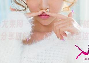 UGirls尤果网 – Abby金金带来的透明—合集分享时的不安分，竟然是这样！