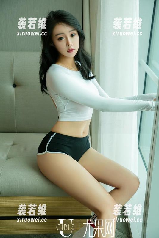 UGirls尤果网-周妍希 UGirls尤果网 - 修女造型的周妍希:合集里的每一张都让人眼前一亮!
