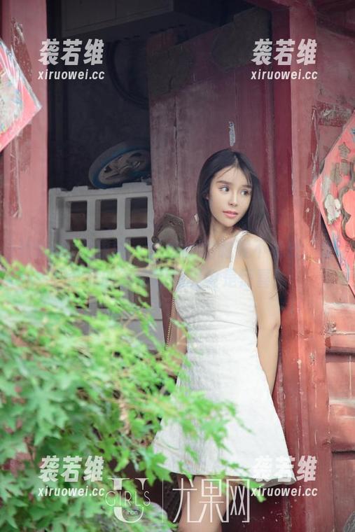 UGirls尤果网-才可儿 UGirls尤果网 - 选肉丝的时候不考虑,才可儿的高清图包里全是惊喜!