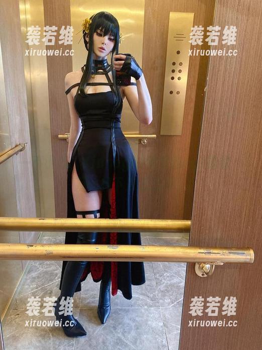Vinnegal 一不小心,Vinnegal美足的cos陷阱,万一掉下去怎么办!