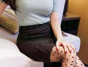 Xiuren秀人网 – Emily顾奈奈的全套牛仔裤，图片里竟然藏了我对牛仔的执念！