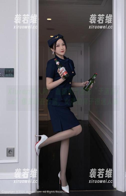Xiuren秀人网 - 最新照片里的“于诺诺ise”像是踩在云端，女孩的样子很迷人诶