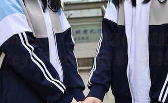 Xiuren秀人网 – 长腿是怎样炼成的？林子欣reya带你看高清图集学霸腿技！