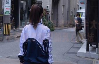 Xiuren秀人网 – 桓淼淼的奶牛大作战：带你看原图里的乳白魔法