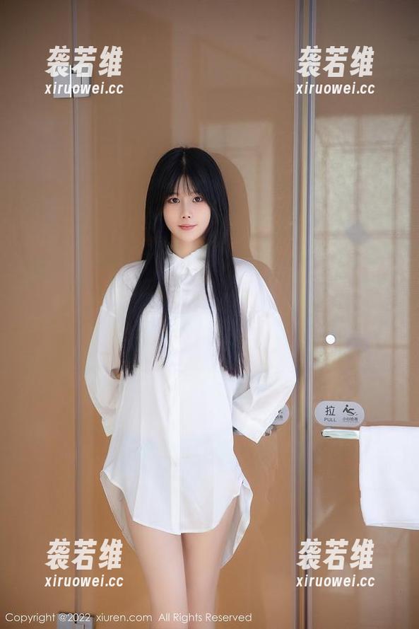 Xiuren秀人网 - 狐小妖Baby她的护士装，原图随便拉风，重点是套图里的烦恼你可别错过！