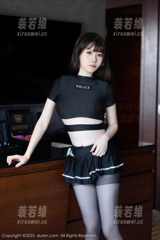 Xiuren秀人网 - 蕾丝丝袜是怎样配得上绯月樱-Cherry的作品，谁能给我解答一下！