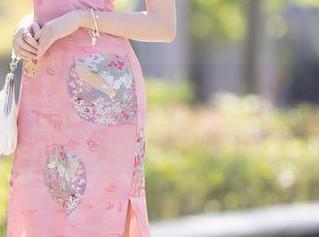 Xiuren秀人网 – 你不知道的高清秘密，艾小青的套图有何魔力？