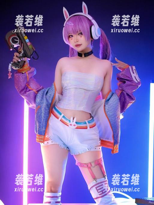 ZinieQ 原图里的黑魔导女孩,ZinieQ,别说了,我心里五味杂陈…这身材也太带劲了吧?