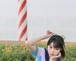 fushii_海堂和她的学姐，照片里的每一个角度都是，什么鬼？有信仰！