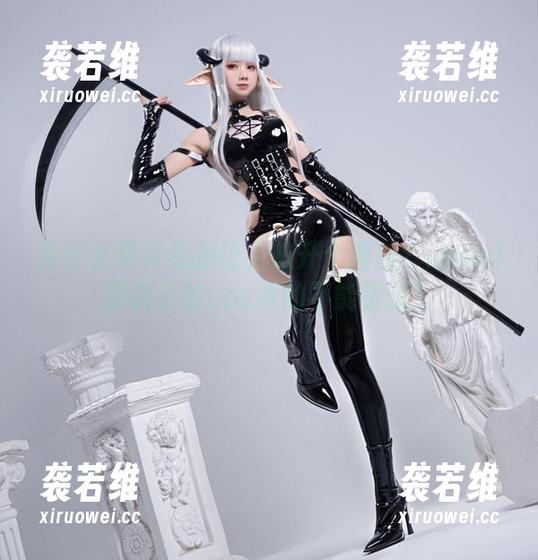 为什么夏天总是让人想开个图包？izumi泉桃子的cos真的不能错过！