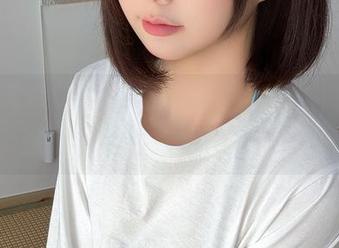 最新写真：nagisa魔物喵的御姐风格—这个角度有点太诱惑了吧？