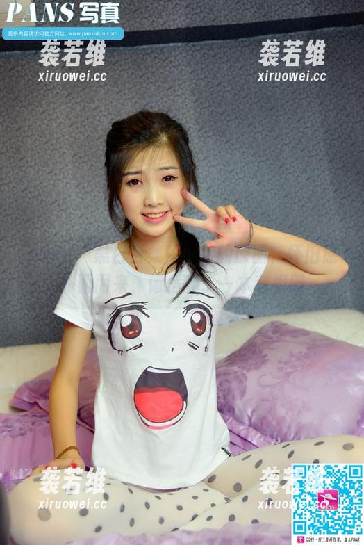 pans-小倩 pans - 黑白合集,小倩的原图,怀旧感扑面而来,像是翻了一本老相册