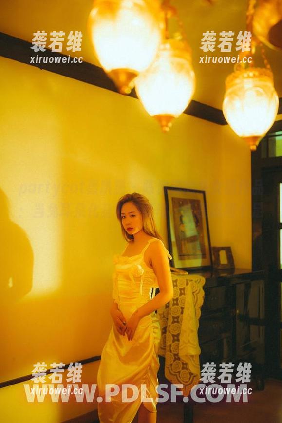 partycat轰趴猫 - 陈雅漫的兔女郎作品：当兔耳朵化身时尚菜鸟，真是逗趣十足！