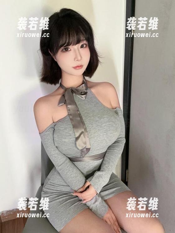 yuuhui玉汇 yuuhui玉汇召唤的学妹,无圣光的照片里似乎隐藏了些什么想法?
