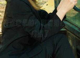 丽柜 – 有点意思的小璐璐婚纱，资源可太挑剔了