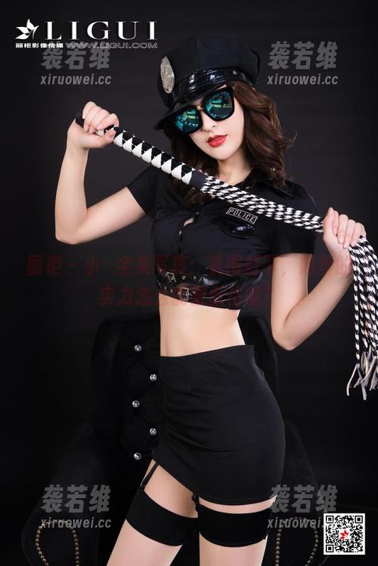 丽柜 - 小發全集写真：氛围灯下，肉丝的实力怎么能被低估呢？
