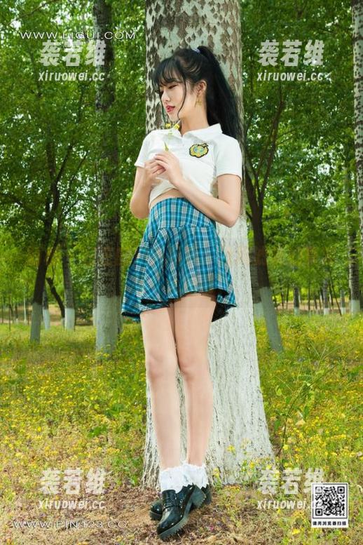 丽柜 - 左左的户外写真：没用滤镜的真实与“无所谓”