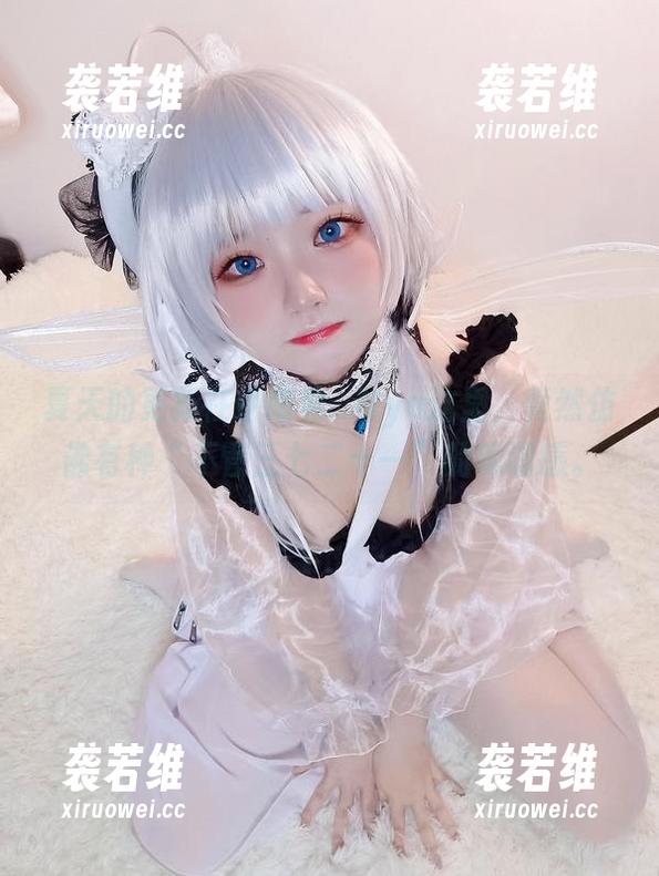 夏天的更新在伊喵君_Nya这里，竟然仿佛有种“不管三七二十一”的戏谑感。