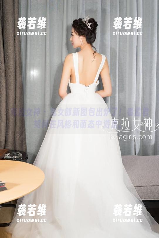 克拉女神-孟君 克拉女神 - 兔女郎新图包出炉了!看孟君如何在风格和萌态中游走。