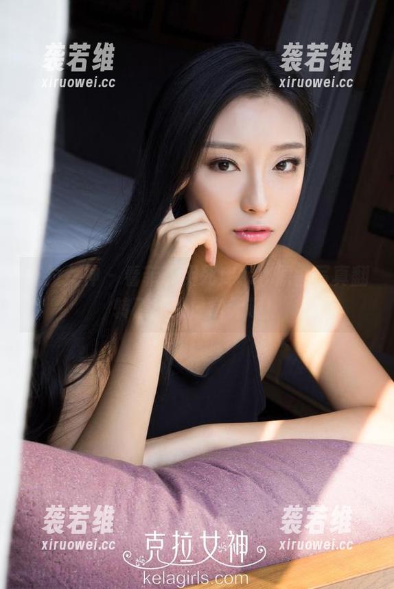 克拉女神-菲菲 克拉女神 - 看菲菲用死库水,原图写真翻转了我的日常无趣!
