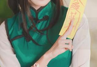 舞狮少女写真：兔子Zzz不吃胡萝卜，但好像忘记了带胡萝卜？