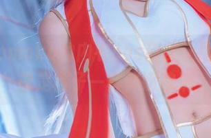 南桃Momoko的内衣cos甜美，而套图则像是橙子一样鲜嫩欲滴