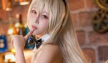 咔喵的夏天作品：比西瓜还要甜的懒散时光