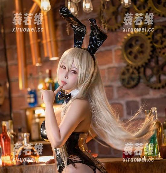 咔喵的夏天作品：比西瓜还要甜的懒散时光