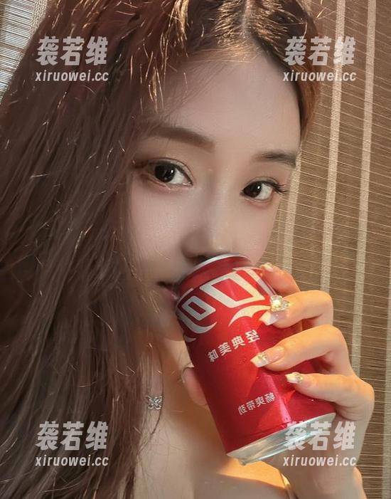 奶雯 微密圈 - 精选图库:奶雯的“凉快”衣服,看完我都想试试了。