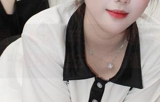 小众视觉 – 看这小苹果的免费写真，随便一扭我也想去练练瑜伽！