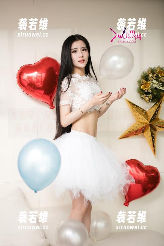 尤果网 - 周于希：从甜美女孩到御姐的华丽转身！原图给你分享她的变身过程。