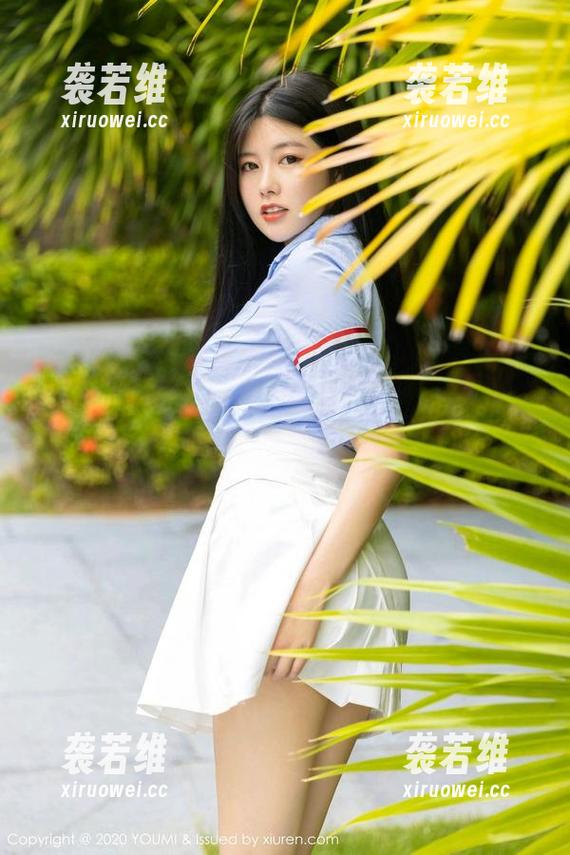 尤蜜荟-Carol周妍希 尤蜜荟 - Carol周妍希的女王气场,难道是天生的?原图太过分了吧!
