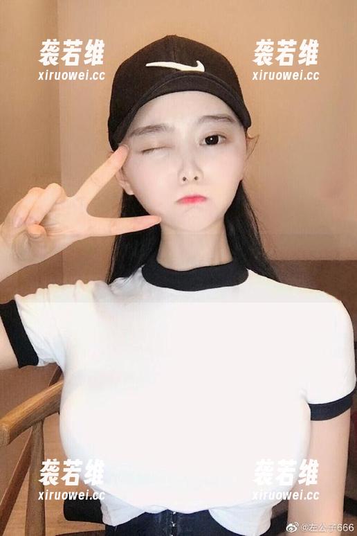 微密圈 - 左公子666健身火辣穿搭：点击下载，你会收获一对迷人的眼睛吧