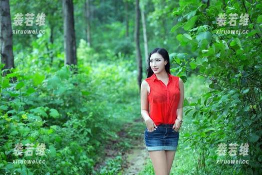 推女郎 - Yu佳妮的户外全集，或许是某种人生指南？