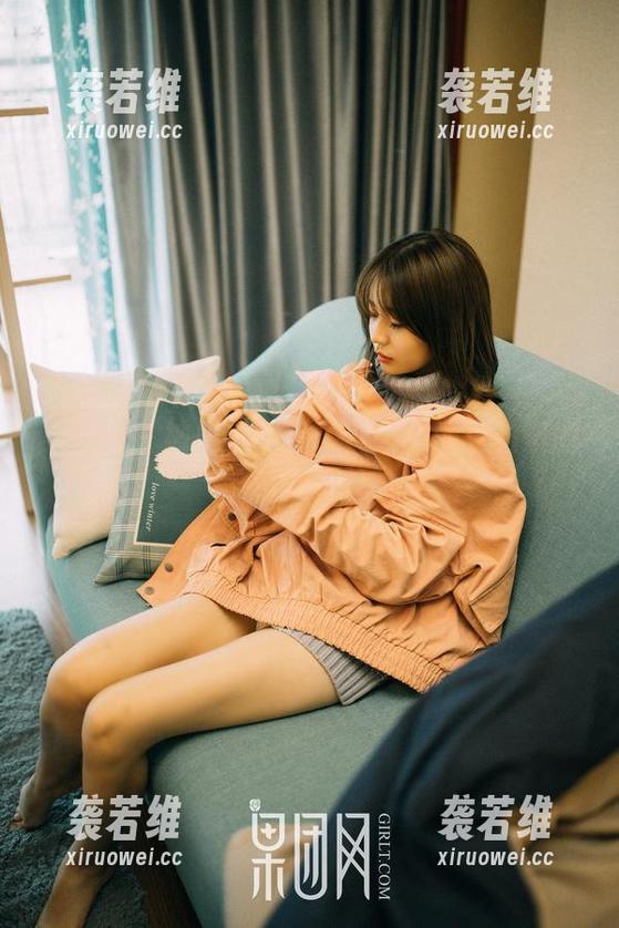 果团网-莫雅淇 果团网 - 被奶牛圈粉了?来翻翻莫雅淇的写真图册!