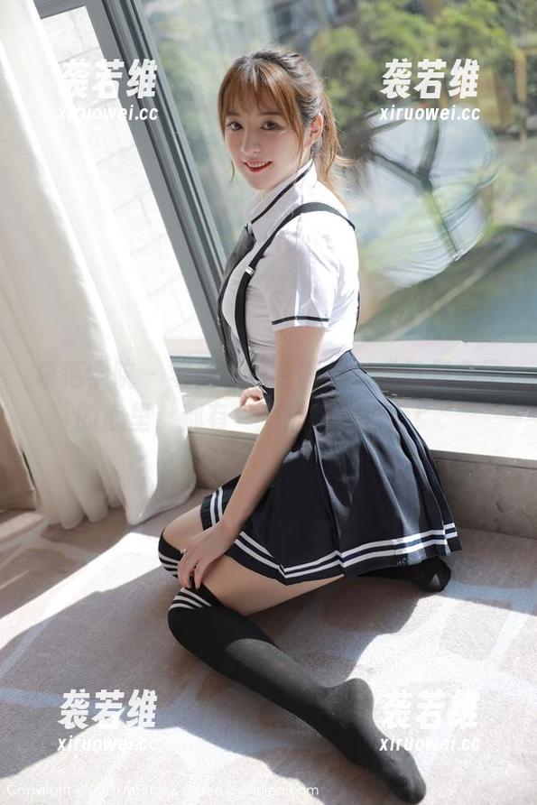 模范学院 - 宅兔兔黑色图集：“每只兔子的心里，都有一个黑暗小角落！”
