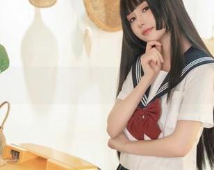 爆机少女喵小吉镂空写真：高清与隐秘的微妙联系，呃，在哪呢？