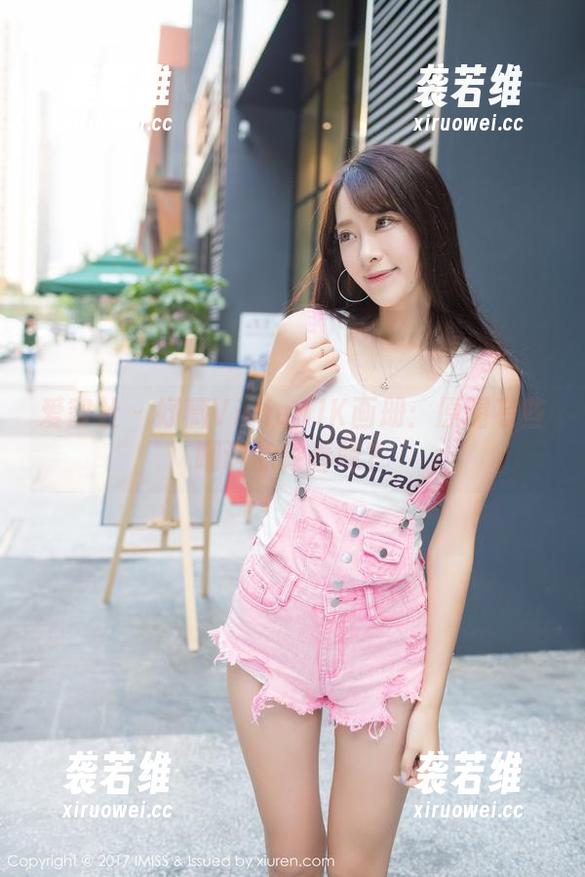 爱蜜社-妤薇Vivian 爱蜜社 - 妤薇VivianJK画册:原图有些嘲讽的青春味?