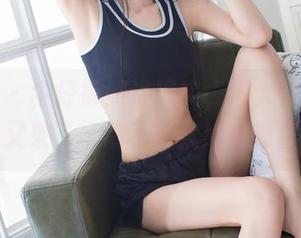 爱蜜社 – 牛仔裤照进现实，娜大少爷的写真又来了，动不动就给我惊喜！