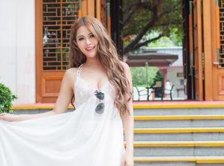 爱蜜社 – 旗袍、黄歆苑，还有写真——这组合好像有什么弦外之音，却说不清！