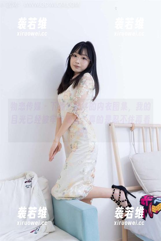物恋传媒 - 下载！纱纱的内衣图集，我的目光已经被牢牢吸住，真的是忍不住再看一眼！