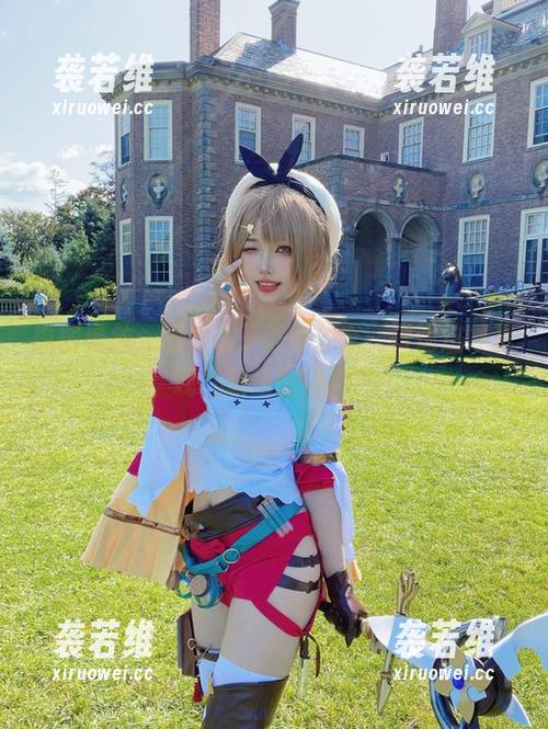狐洛洛子 原图盛放:狐洛洛子在办公室,难道这才是现代职场的拼搏?