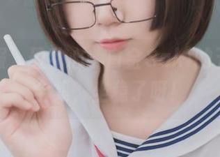 最美校服，最乱心：白金Saki的五更琉璃全集，坐稳了呀！