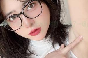 原图暴击！眼酱大魔王w的阳台jk特别，上演了一场小角色大戏！